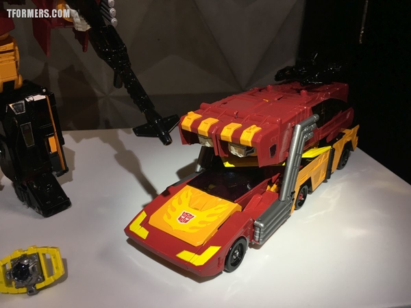 SDCC 2017   Power Of The Primes Photos From The Hasbro Breakfast Rodimus Prime Darkwing Dreadwind Jazz More  (93 of 105)